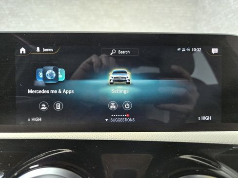 Used 2020 Mercedes-Benz A 220 A 220 image 24