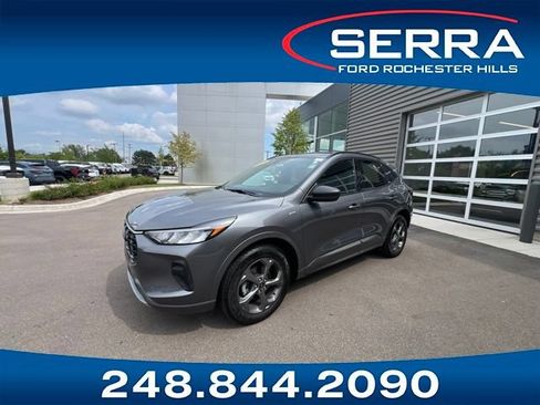 Used 2023 Ford Escape ST-Line w/ Tech Pack #1 AWD/4WD image 1