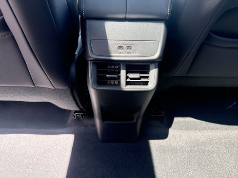 New 2026 GMC Terrain Elevation w/ Elevation Premium Package AWD/4WD image 22