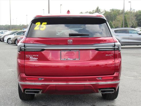 Used 2025 Buick Enclave Avenir w/ Super Cruise Package image 5