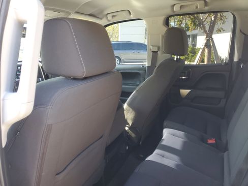 Used 2018 Chevrolet Silverado 1500 LT image 10