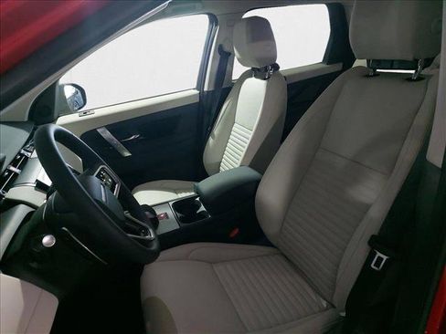 New 2025 Land Rover Discovery Sport S image 15