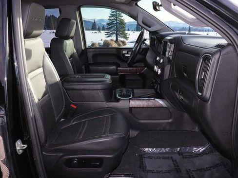 Used 2021 GMC Sierra 3500 Denali w/ Denali Ultimate Package image 22