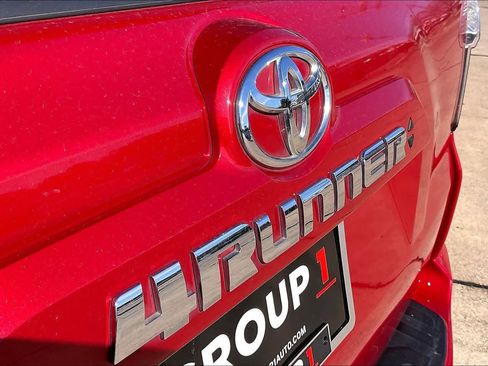 Used 2024 Toyota 4Runner SR5 image 31