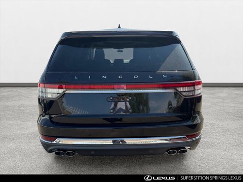 Used 2023 Lincoln Aviator Reserve RWD image 6