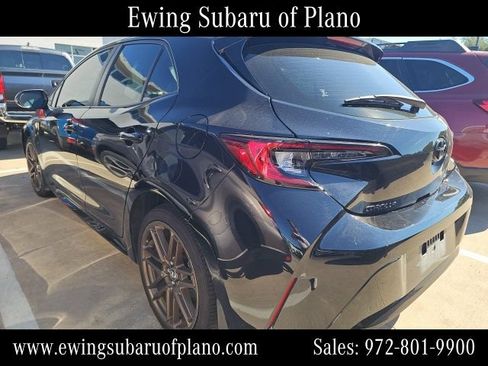 Used 2024 Toyota Corolla SE FWD image 3