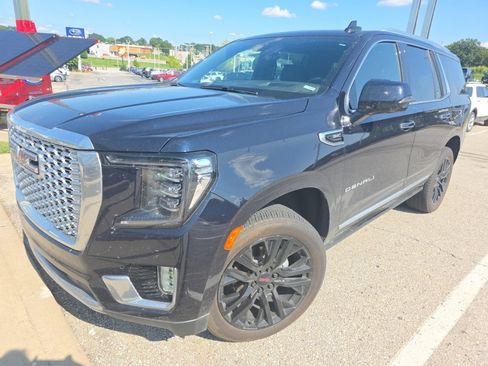 Used 2023 GMC Yukon Denali w/ Denali Reserve Package AWD/4WD image 2