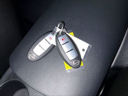 New 2026 Nissan Z NISMO w/ Floor Mat Package image 31