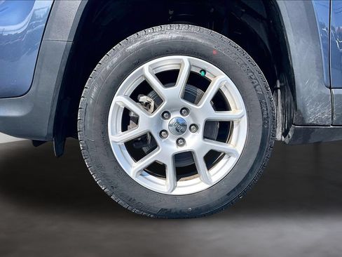 Used 2020 Jeep Renegade Sport w/ Sport Appearance Group AWD/4WD image 9