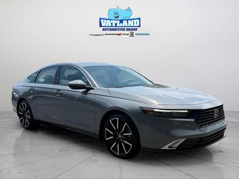 New 2026 Honda Accord Touring image 30