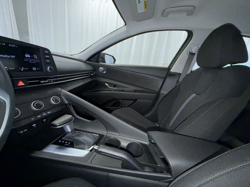 New 2026 Hyundai Elantra SE image 20