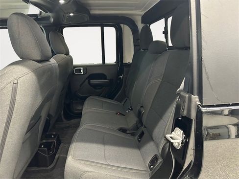 Used 2024 Jeep Gladiator Sport image 13