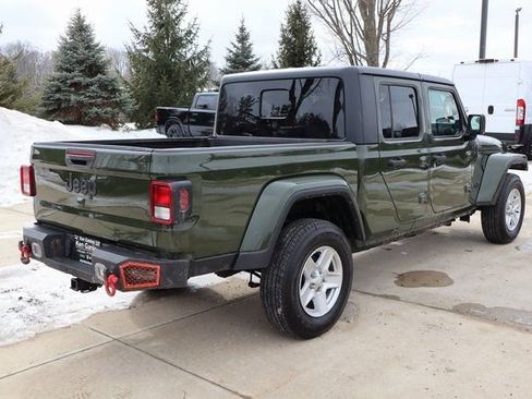 Used 2022 Jeep Gladiator Sport image 33