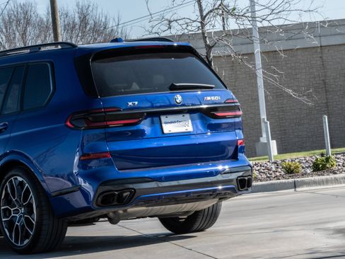 Certified 2024 BMW X7 M60i w/ Executive Package image 6