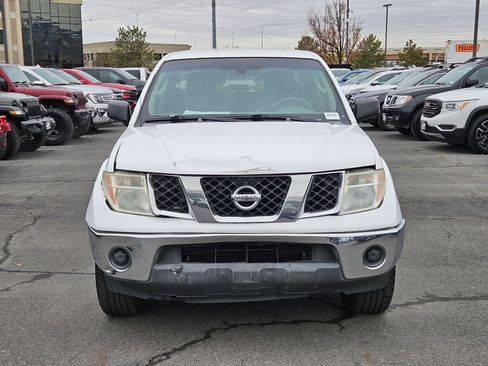 Used 2006 Nissan Frontier SE w/ (P01) Power Pkg image 11