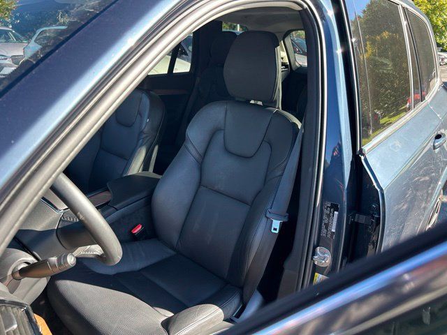 Used 2024 Volvo XC90 B6 Plus w/ Protection Package Premier AWD/4WD image 15