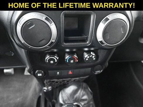 Used 2016 Jeep Wrangler Sport image 27