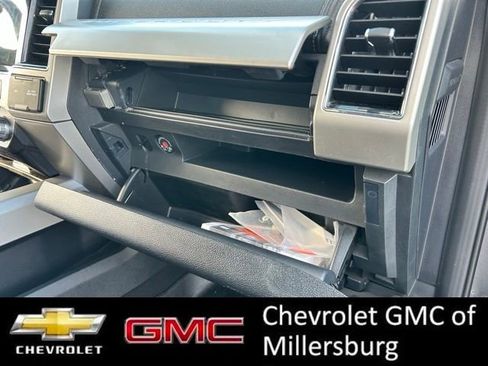 Used 2022 Ford F250 Lariat w/ Lariat Value Package image 31