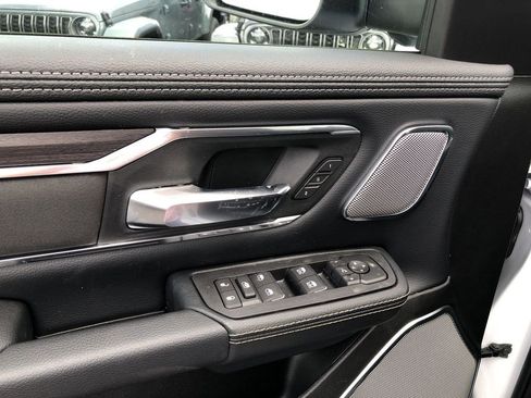 New 2026 RAM 1500 Laramie AWD/4WD image 12
