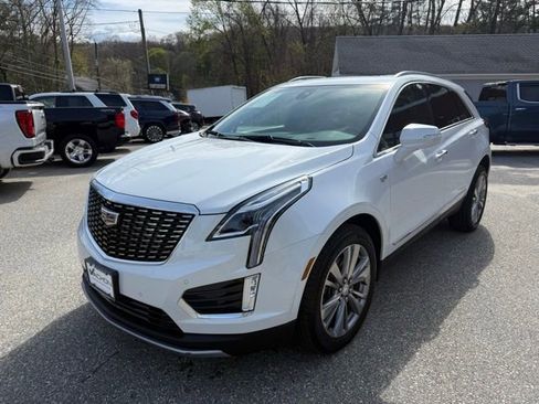 Certified 2024 Cadillac XT5 Premium Luxury image 1