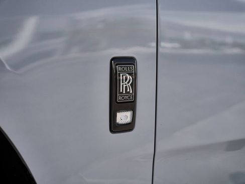 Used 2024 Rolls-Royce Cullinan Black Badge w/ Dark Exterior Package AWD/4WD image 10