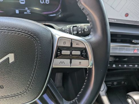 Used 2024 Kia Telluride S FWD image 33