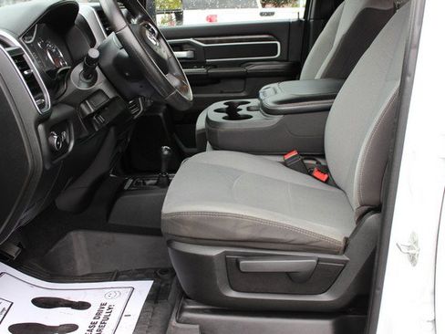 Used 2024 RAM 3500 SLT w/ Quick Order Package 2YG SLT AWD/4WD image 11