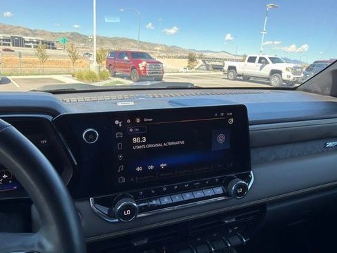 Used 2023 Chevrolet Colorado ZR2 w/ ZR2 Convenience Package III AWD/4WD image 8