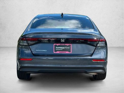 New 2025 Honda Accord SE image 8