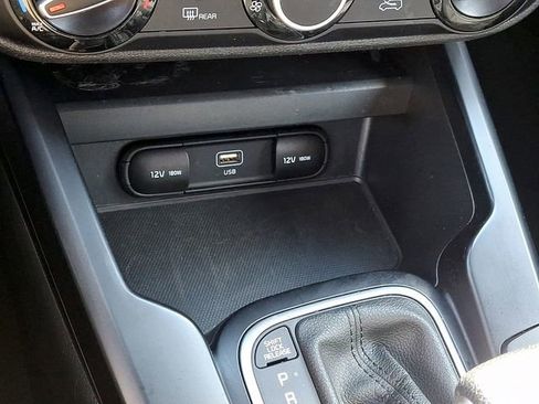 Used 2023 Kia Soul LX w/ LX Technology Package image 25