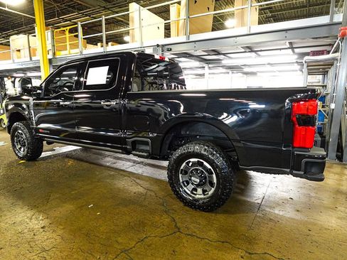 Used 2024 Ford F350 Platinum w/ Tremor Off-Road Package AWD/4WD image 4