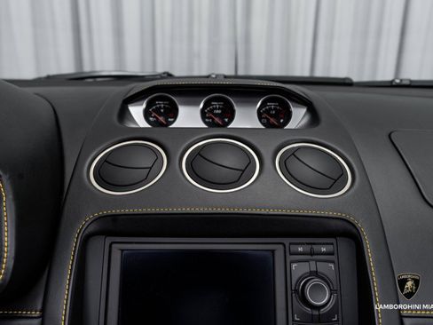 Used 2012 Lamborghini Gallardo LP 560-4 image 35