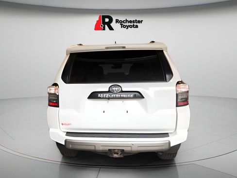 Certified 2021 Toyota 4Runner TRD Off-Road Premium w/ Moonroof Package AWD/4WD image 7