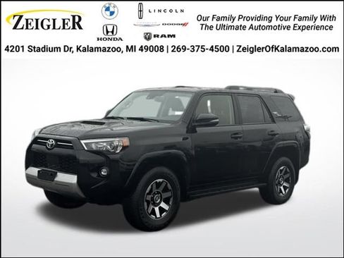 Used 2024 Toyota 4Runner TRD Off-Road Premium image 1
