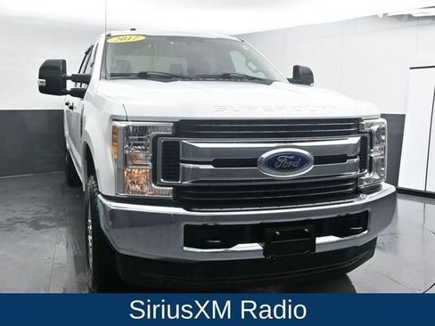 Used 2017 Ford F250 XLT image 4