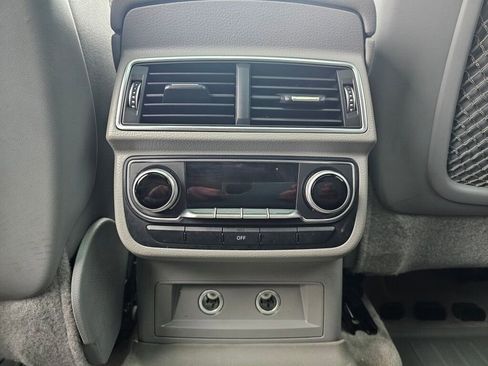 Used 2018 Audi Q7 3.0T Prestige w/ Prestige Package image 19