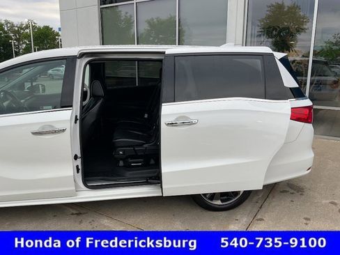 Certified 2024 Honda Odyssey Elite image 16