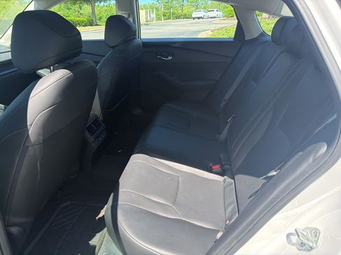 Used 2023 Honda Accord EX-L image 8