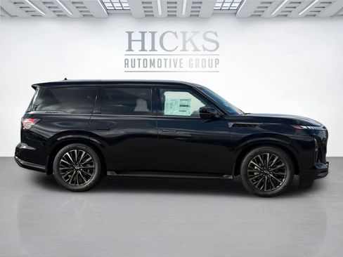 New 2026 INFINITI QX80 Autograph w/ Premium Cargo Package image 4