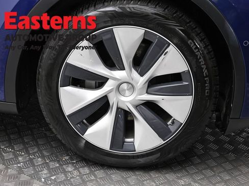 Used 2020 Tesla Model Y Long Range AWD/4WD image 24