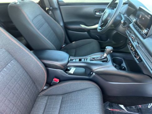 Used 2025 Honda HR-V Sport image 13