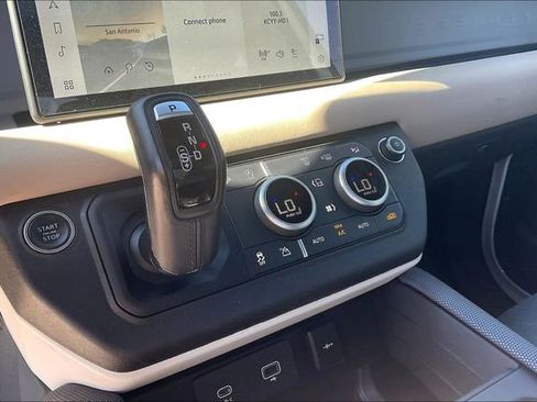 Used 2022 Land Rover Defender 90 X-Dynamic S image 15