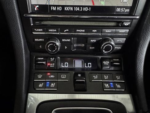 Used 2014 Porsche 911 Targa 4S AWD/4WD image 29