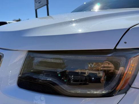 Used 2015 Jeep Grand Cherokee High Altitude image 14