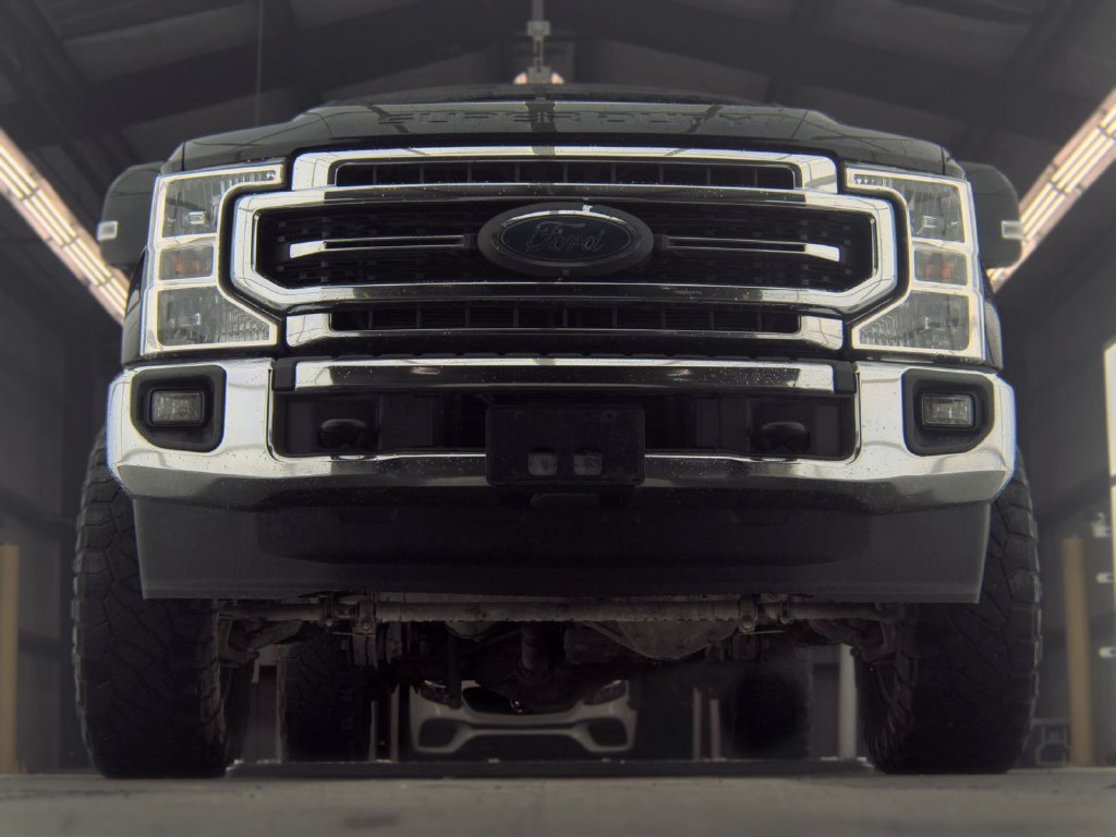 Used 2021 Ford F250 Lariat w/ Lariat Ultimate Package AWD/4WD image 2