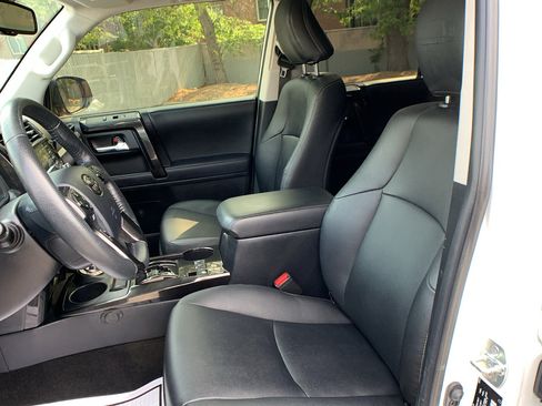 Used 2023 Toyota 4Runner 40th Anniversary SE AWD/4WD image 14