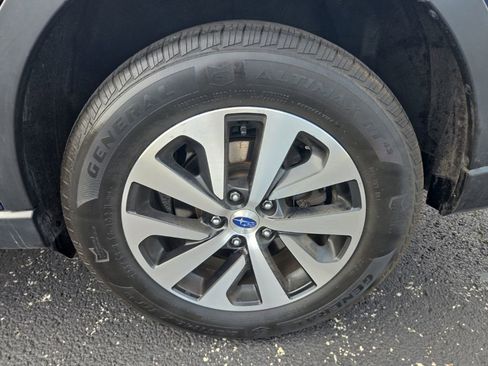 Used 2020 Subaru Outback Premium AWD/4WD image 18