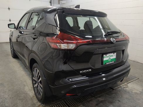 Used 2022 Nissan Kicks SV image 5