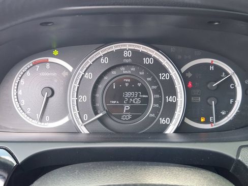 Used 2017 Honda Accord LX image 10