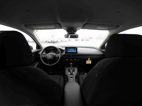 New 2026 Honda HR-V LX image 19